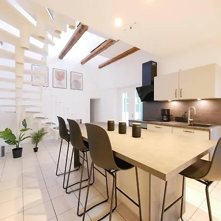 Ferienwohnung 110 M2, Dachterrasse, Kueche, Zentral, Ruhige Lage Paderborn Exterior foto
