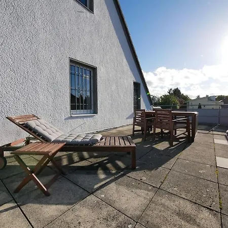 Ferienwohnung 110 M2, Dachterrasse, Kueche, Zentral, Ruhige Lage Paderborn Exterior foto