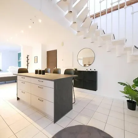 Ferienwohnung 110 M2, Dachterrasse, Kueche, Zentral, Ruhige Lage Paderborn Exterior foto